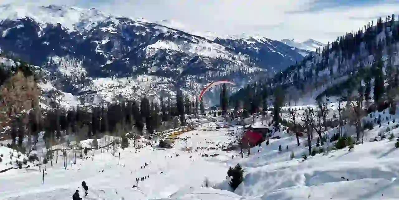 Snow in solang valley manali