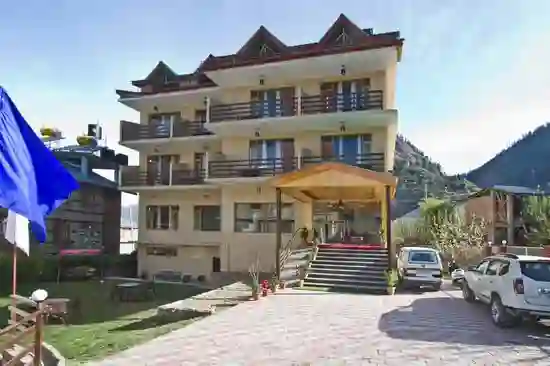 Hotel Mountain Abode in Manali 0